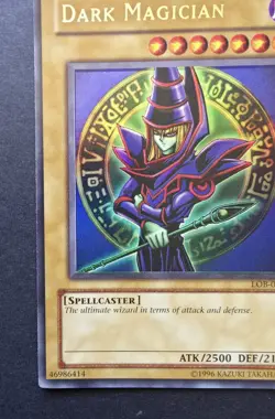 Yu-Gi-Oh! Dark Magician LOB-005 Ultra Rare Holo Unlimited Vintage Card - Image 4