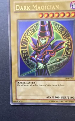 Yu-Gi-Oh! Dark Magician LOB-005 Ultra Rare Holo Unlimited Vintage Card - Image 4