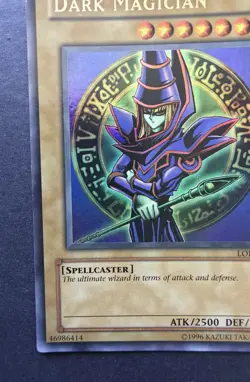 Yu-Gi-Oh! Dark Magician LOB-005 Ultra Rare Holo Unlimited Vintage Card - Image 4