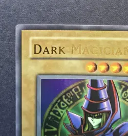 Yu-Gi-Oh! Dark Magician LOB-005 Ultra Rare Holo Unlimited Vintage Card - Image 5