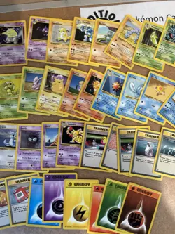 35 Base Set Pokemon Card Lot Vintage WOTC No Dups - Image 4