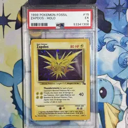 1999 Pokemon Fossil - Zapdos Holo 1st Edition 15/62 PSA 5 - Image 1
