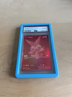 2025 POKEMON BLK EN-BLACK BOLT BLACK WHITE RARE #171 VICTINI PSA 10 - Image 1