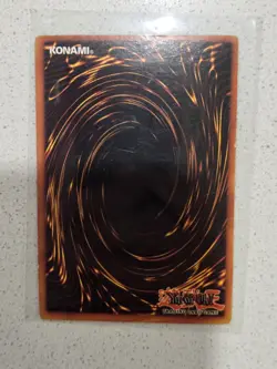 Yugioh - Red Eyes B Dragon SDJ-001 Ultra Rare 1st Edition Original Vintage Black - Image 2