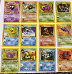 Pokemon TCG Vintage Fossil Lot- Excellent Condition 26 Cards - Image 2