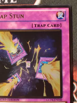 Yugioh Trap Stun GLD4-EN050 Gold Rare Limited Edition NM - Image 3