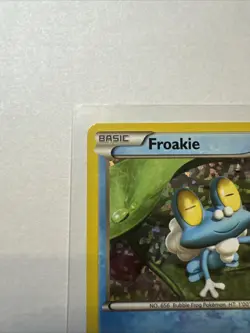 Froakie 22/25 HOLO RARE McDonalds 25th Anniversary Pokemon SWSH Promo NM 2021 - Image 2