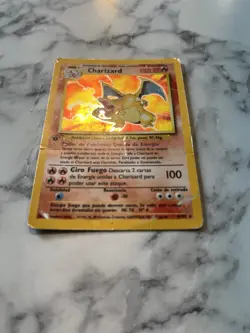 Charizard 1st Edition Base Set Holo Spanish 4/102 Pokemon (Heavily played) - Image 2