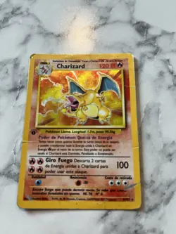 Charizard 1st Edition Base Set Holo Spanish 4/102 Pokemon (Heavily played) - Image 5