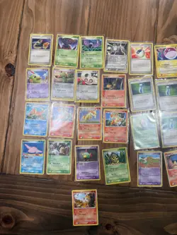Pokemon Early 2000’s 25 card lot - Image 1