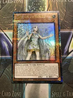 ** MAIDEN OF WHITE ** 1ST EDITION QUARTER CENTURY SECRET RARE SDWD-EN041 YUGIOH! - Image 1