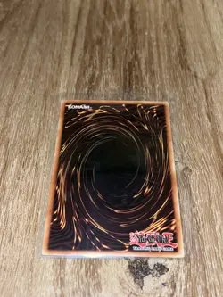 Yugioh Dark Magician of Chaos YGLD-ENC02 Ultra Rare NM 1st edition - Image 2