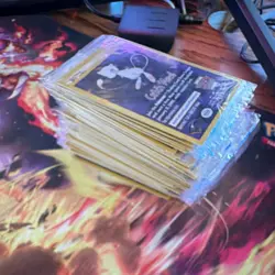 Wizards of the Coast Pokemon TCG Promo 1999 Pikachu, Dragonite, Mewtwo Lot - Image 3