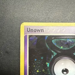 The Pokemon Company Unown (V) V/28 Unseen Forces Holo Rare 60 HP Basic Eng - Image 2