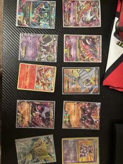Pokemon- TCG Trading Cards 636996769739 - Image 1