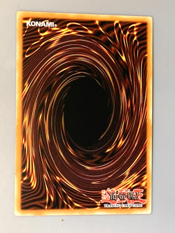 yugioh Gold Sarcophagus GLD2-EN040 Ultra Rare LIMITED EDITION near mint - Image 4