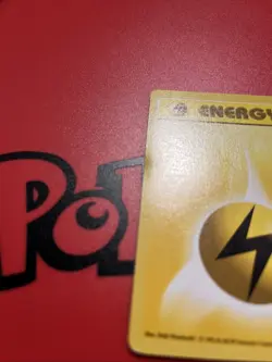 Pokemon Card - Lightning Energy Base Set Shadowless 100/102 1st Edition Common - Image 3