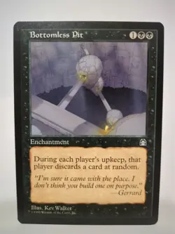 Wizards of the Coast MTG Bottomless Pit Stronghold Regular English - Image 1