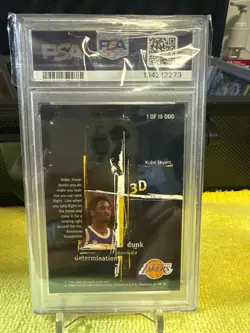 1998 SKYBOX PREMIUM 3D'S #1 KOBE BRYANT PSA 7 - Image 2