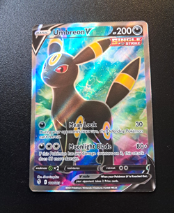 Pokemon TCG Evolving Skies 2021 Umbreon V Single Strike 188/203 Ultra Rare Holo - Image 1