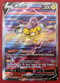 Pokemon TCG Raikou V Crown Zenith: Galarian Gallery Gg41/Gg70 Holo Ultra Rare - Image 1