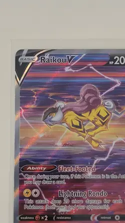 The Pokemon Company Pokemon TCG Raikou V GG41/GG70 Crown Zenith GG UR Holo EN - Image 4