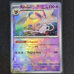 Sylveon - 040/131 - Pokeball Holo - Prismatic Evolutions - Pokemon - NM/M - Image 1