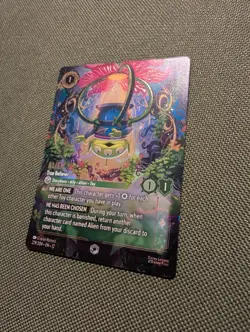 Diseny Lorcana Card English - Alien True Believer Enchanted #229 - Wilds Unknown - Image 4