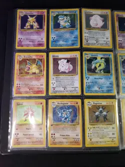 🇫🇷 LOT CARTE POKEMON COMPLET SET DE BASE FULL 102/102 VINTAGE 30th WIZARDS SDB - Image 2