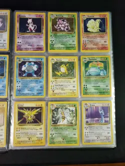 🇫🇷 LOT CARTE POKEMON COMPLET SET DE BASE FULL 102/102 VINTAGE 30th WIZARDS SDB - Image 4