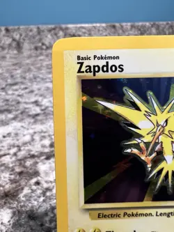 Pokemon TCG Zapdos 16/102 Holo Base Set Unlimited MP - Image 3