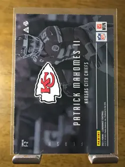 2021 Panini Luminance Flash F-2 Patrick Mahomes II Chiefs Football Insert - Image 2