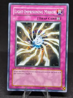 Yugioh! Light-Imprisoning Mirror GLAS-EN069 1st Edition Common NM - Image 1