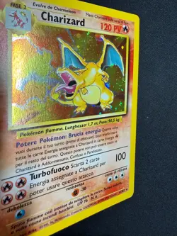 Pokemon Charizard 4/102 Set Base Rara Holo Unlimited Wizards ITA Carte Vintage - Image 3