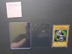 Yu-Gi-Oh! Dark Magician SDY-006 - Image 2