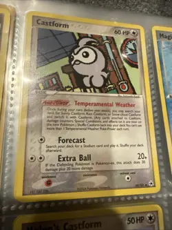 Castform - 30/101 Hidden Legends - Pokemon TCG - 2004 - Image 1
