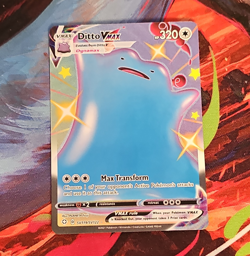 The Pokemon Company Ditto VMAX SV119/SV122 Shiny Vault Holo Eng 2021 HP320 - Image 1