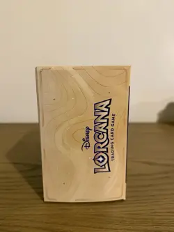 New Unopened Disney Lorcana Into the Inklands Illumineer’s Trove Kit - Image 5