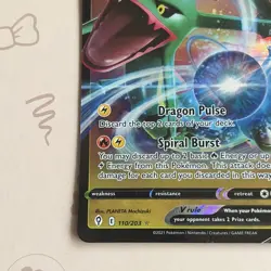 Pokemon TCG Rayquaza v 110/203 Evolving Skies Ultra Rare NM - Image 2