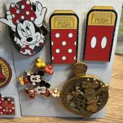 Pin Lot of 11 Assorted Trading Pins Mixed Collection Mickey & Minnie - Image 3
