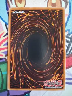 Blue-Eyes White Dragon OP28-EN001 Ultimate Rare Lightly Played - Image 3