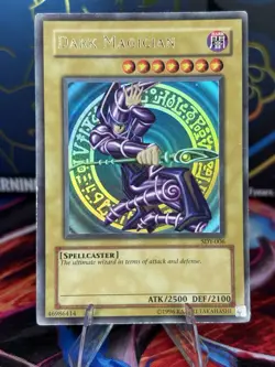 Konami Yu-Gi-Oh! Dark Magician SDY-006 Ultra Rare Unlimited Edition EN - Image 1