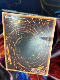 Konami Yu-Gi-Oh! Dark Magician SDY-006 Ultra Rare Unlimited Edition EN - Image 3