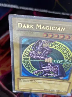 Konami Yu-Gi-Oh! Dark Magician SDY-006 Ultra Rare Unlimited Edition EN - Image 4
