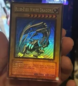 Yugioh Blue Eyes White Dragon SDK-001 Full Holo Bleed Misprint - Image 1
