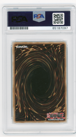 PSA Signed Dan Green 2014 YUGIOH PGLD-EN033 Dark Magician Girl - Image 2