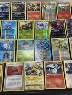 (30) Pokemon Cards Lot WOTC Vtg Holo STAMPED REVERSE Ninetales Reshiram Houndoom - Image 3