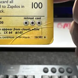 Pokemon Zapdos 016/102 Base Set Holo Heavy Play/Damaged - Image 3