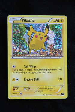 Pokemon "Pikachu" 6/12 *Holo* McDonald's 2016 - English - Light Played(-) - Image 1