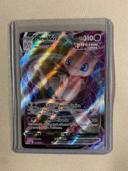 Pokemon TCG Mew VMAX Fusion Strike 114/264 Holo Ultra Rare - Image 2